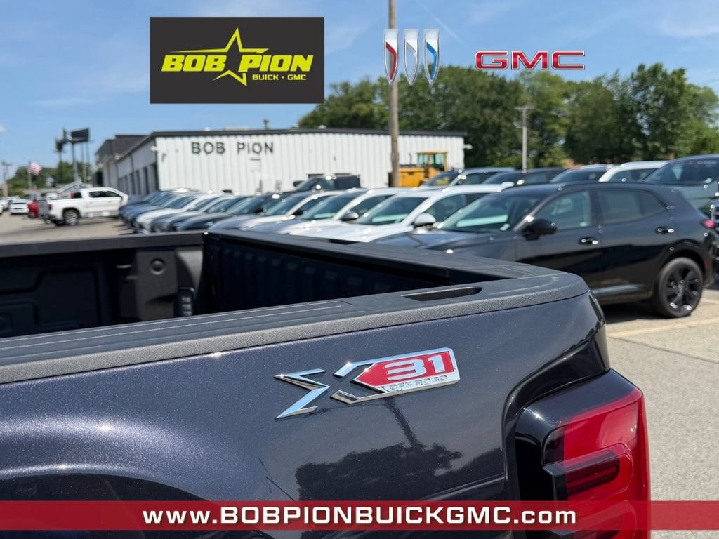 2026 GMC Sierra 2500HD SLT - Photo 9