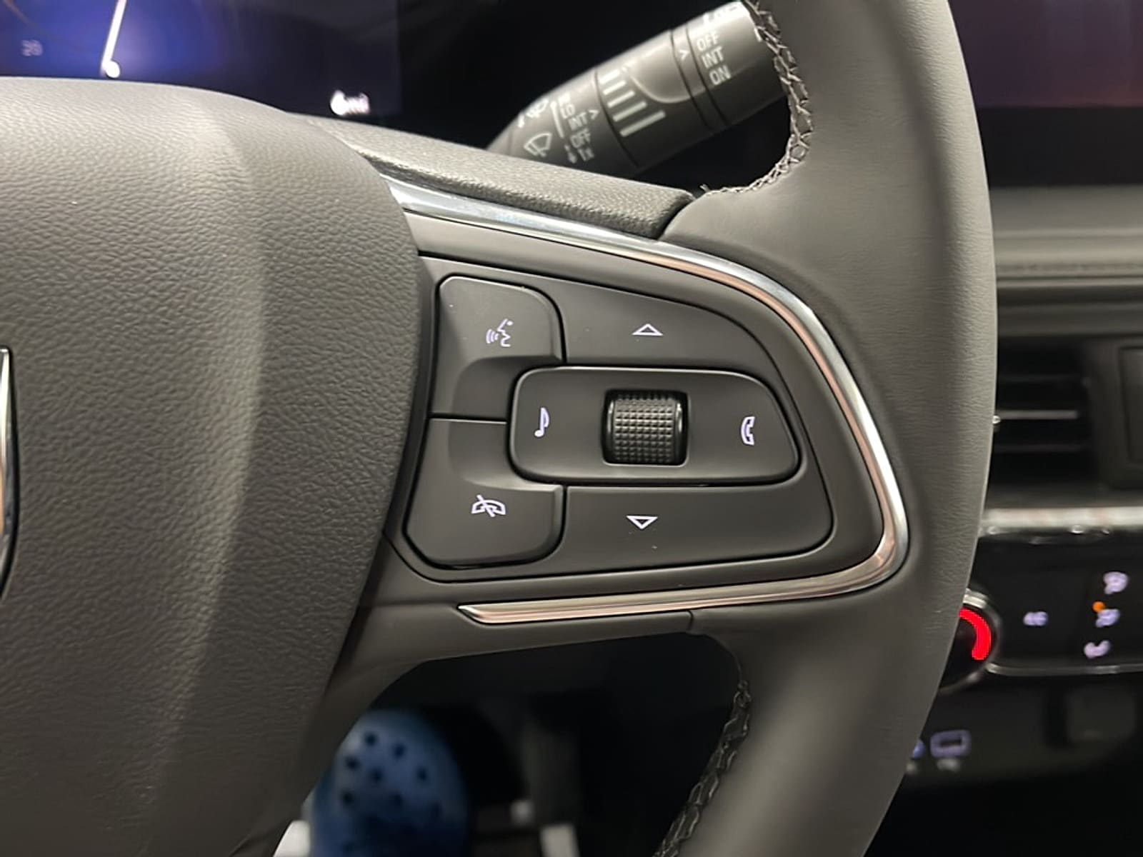 2026 Buick Encore GX Sport Touring - Photo 7