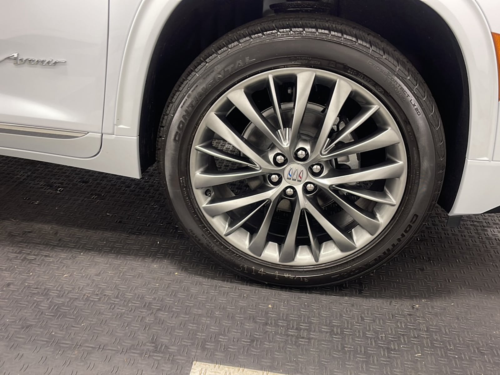2026 Buick Enclave Avenir - Photo 24