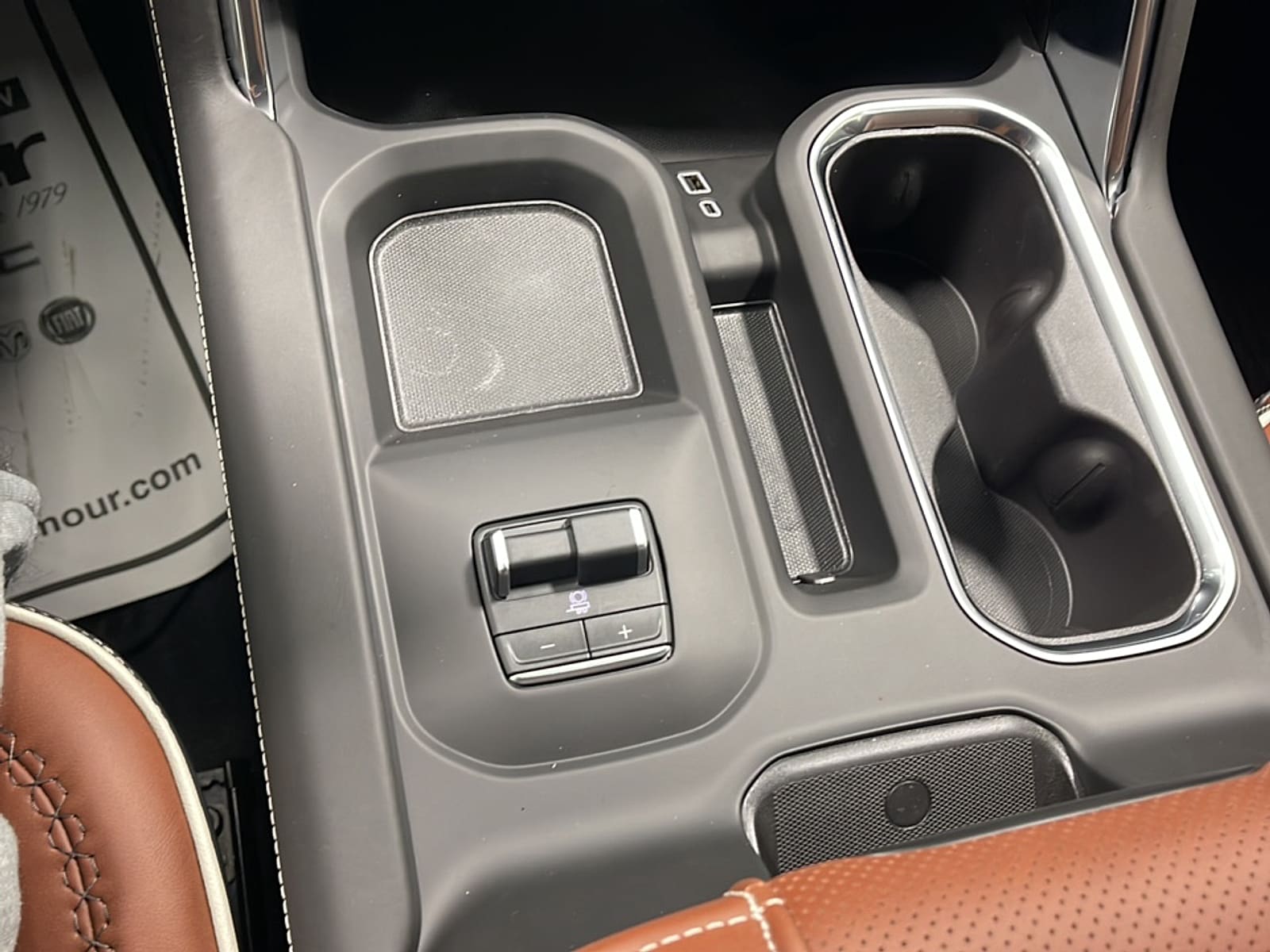 2026 GMC Sierra 2500HD Denali Ultimate - Photo 12