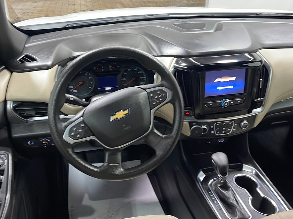 Used 2022 Chevrolet Traverse LS SUV