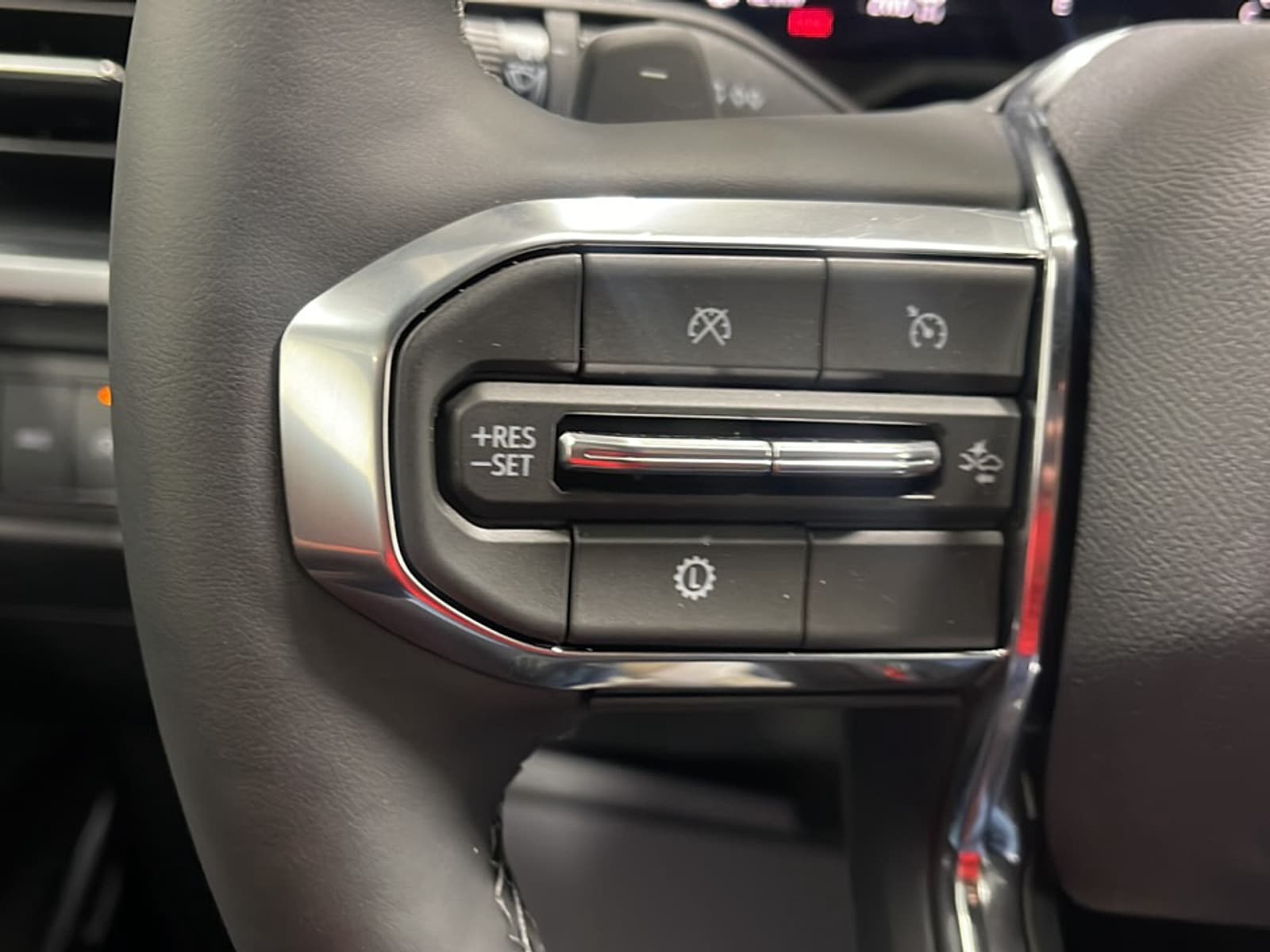 2026 GMC Acadia Elevation - Photo 6