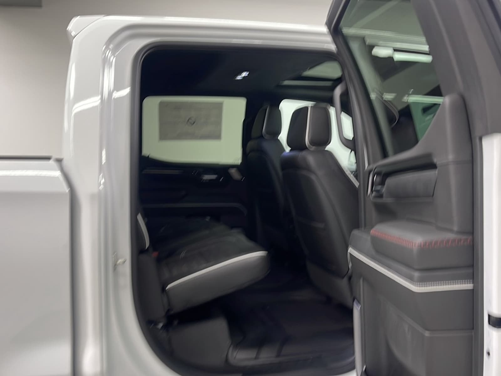 2026 GMC Sierra 1500 AT4X - Photo 20