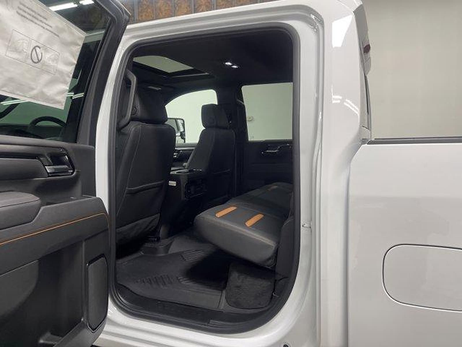 2026 GMC Sierra 2500HD AT4 - Photo 10