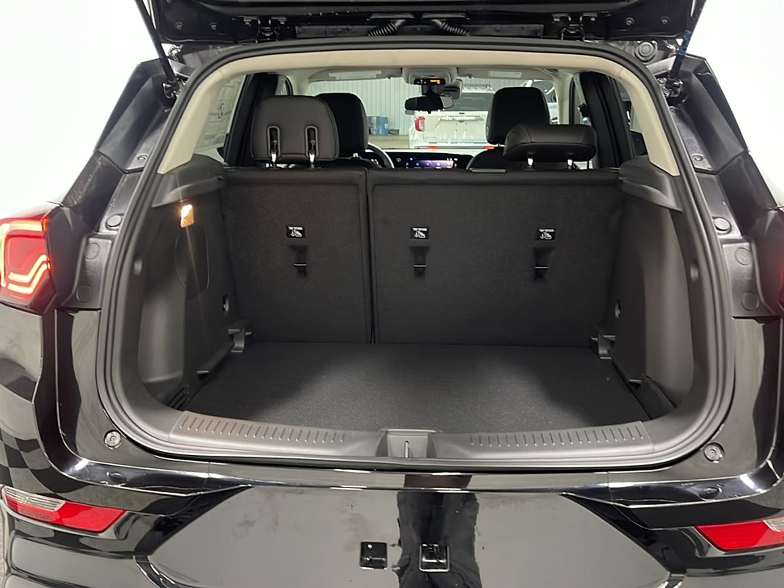 2026 Buick Encore GX Sport Touring - Photo 17