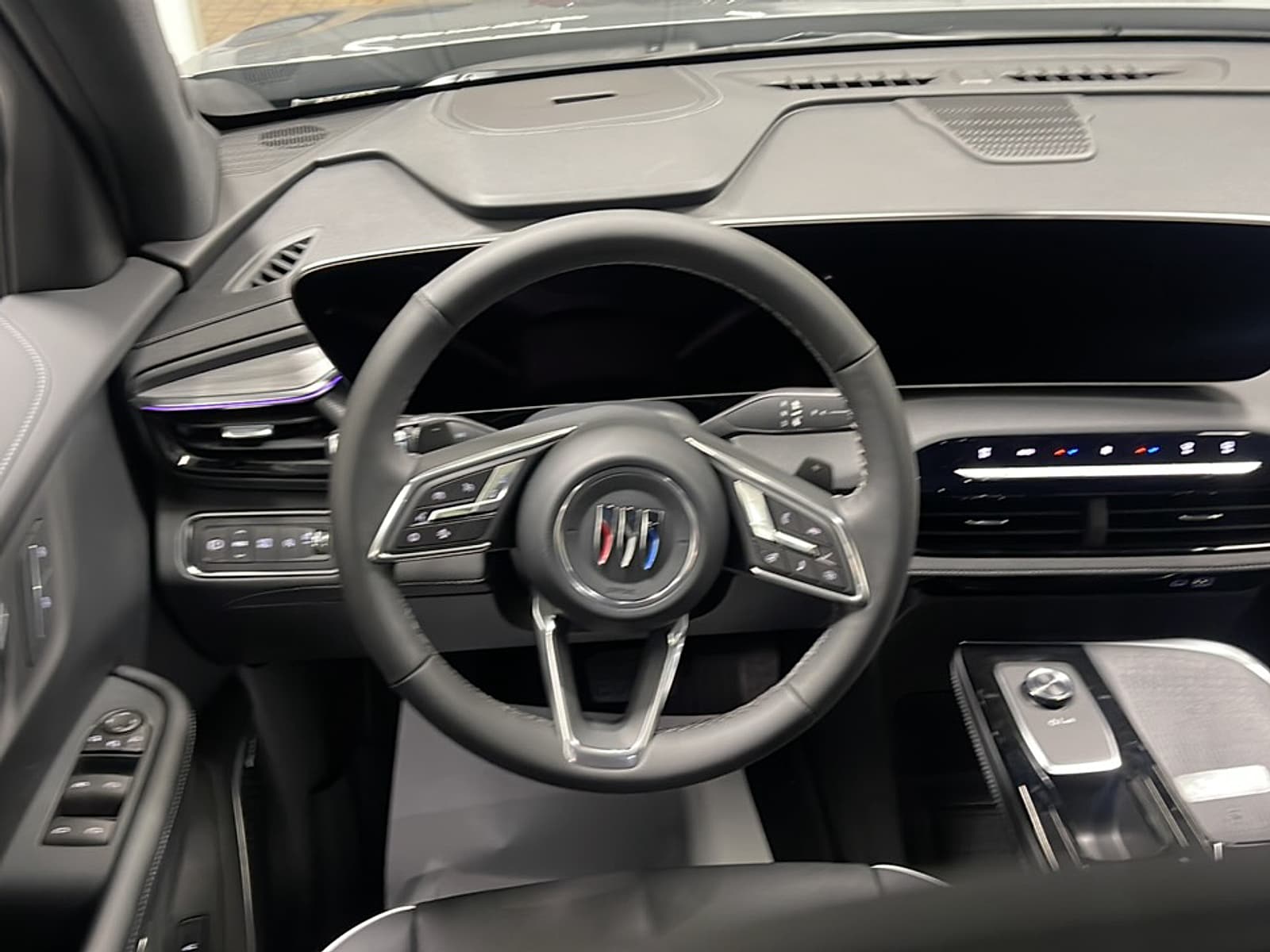 2027 Buick Enclave Preferred - Photo 3