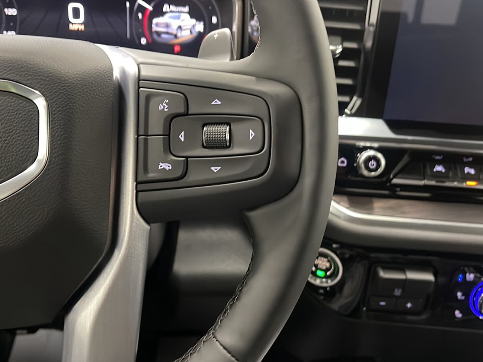 2026 GMC Sierra 1500 SLT - Photo 7