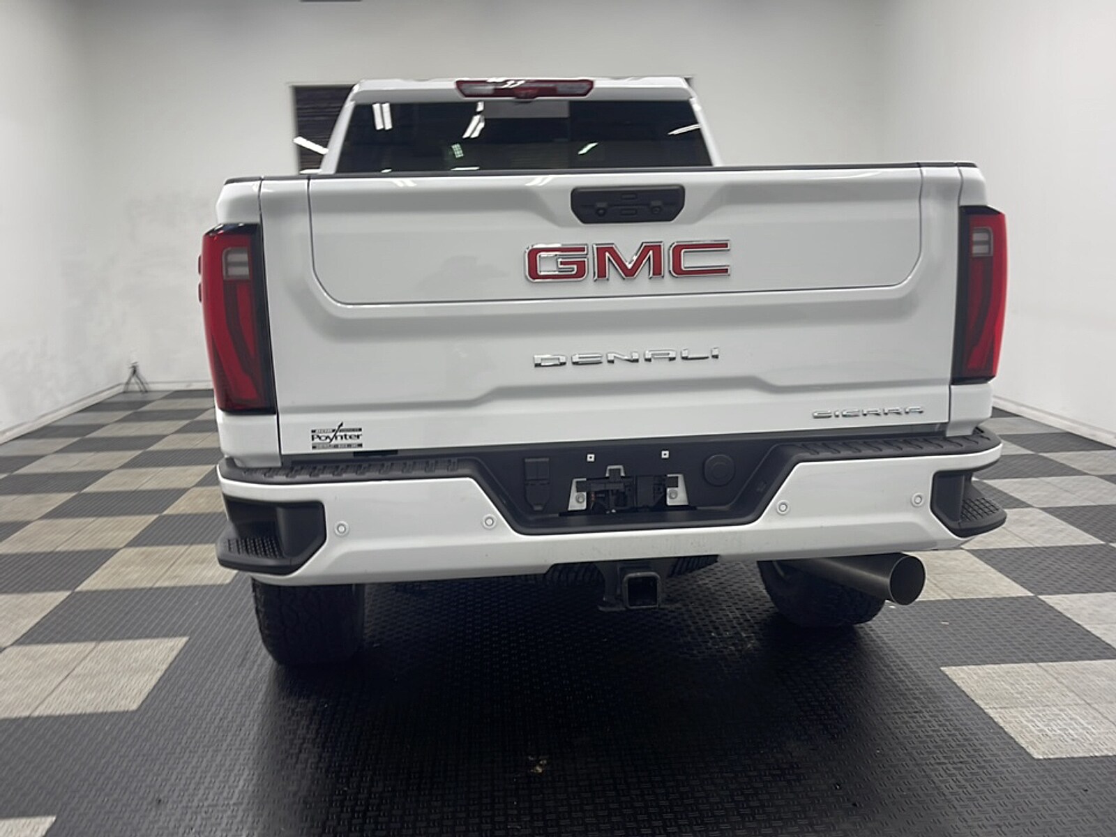 2026 GMC Sierra 2500HD Denali - Photo 18
