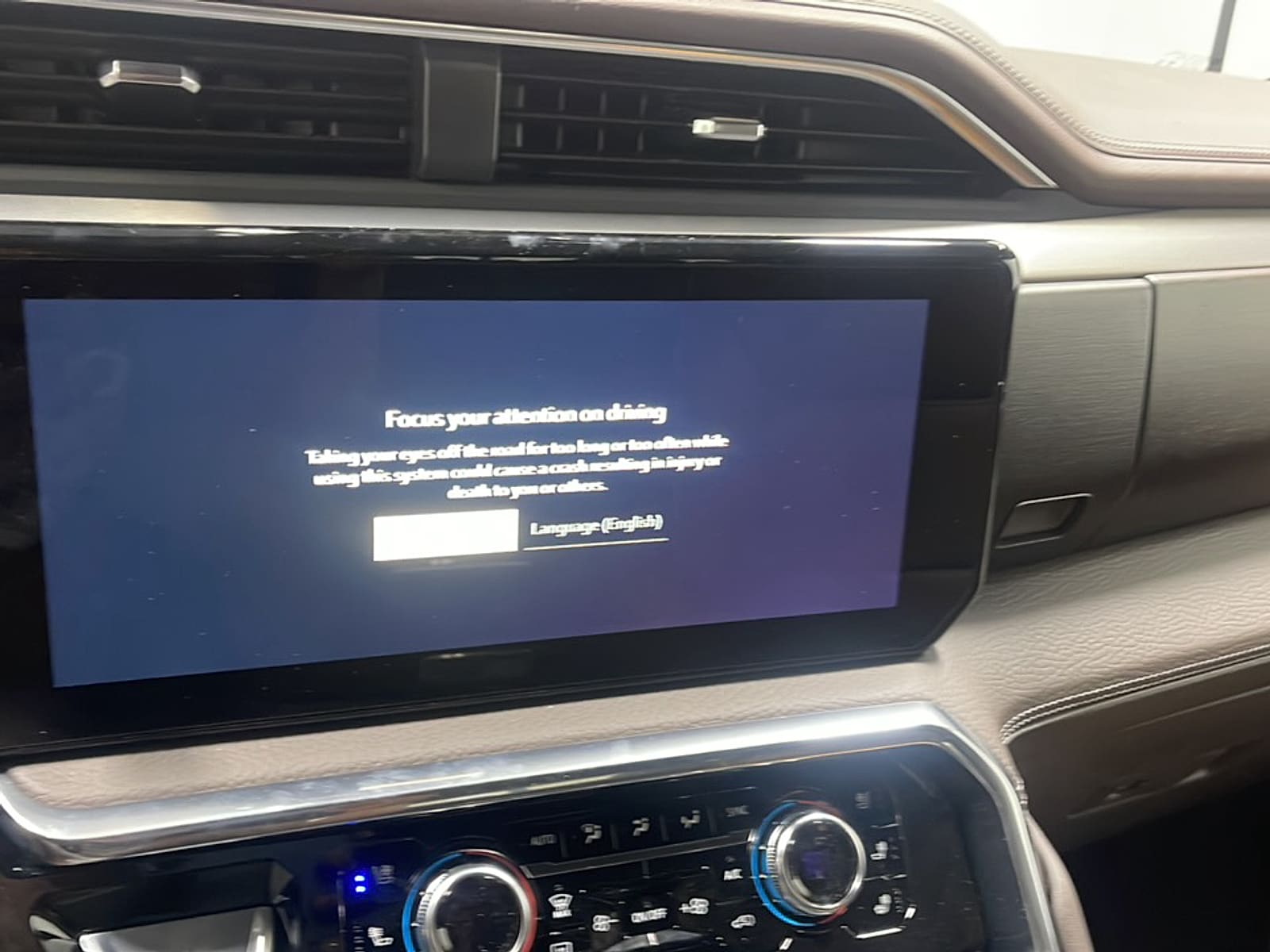 2026 GMC Sierra 2500HD Denali - Photo 8