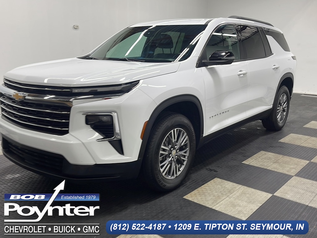 Used 2025 Chevrolet Traverse LT SUV