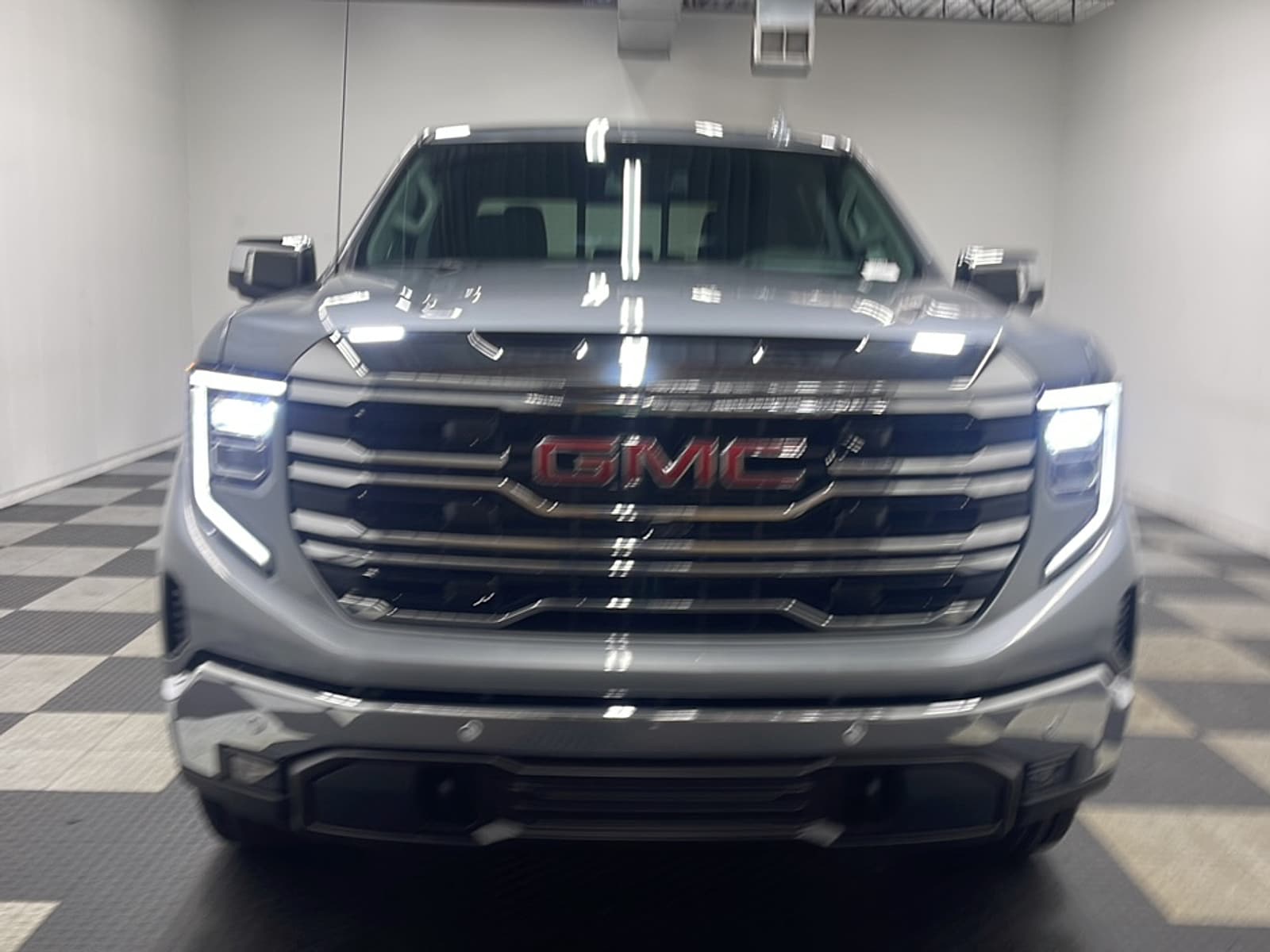 2026 GMC Sierra 1500 SLT - Photo 24