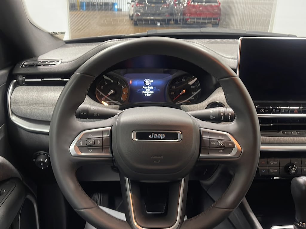 Used 2024 Jeep Compass Latitude Lux