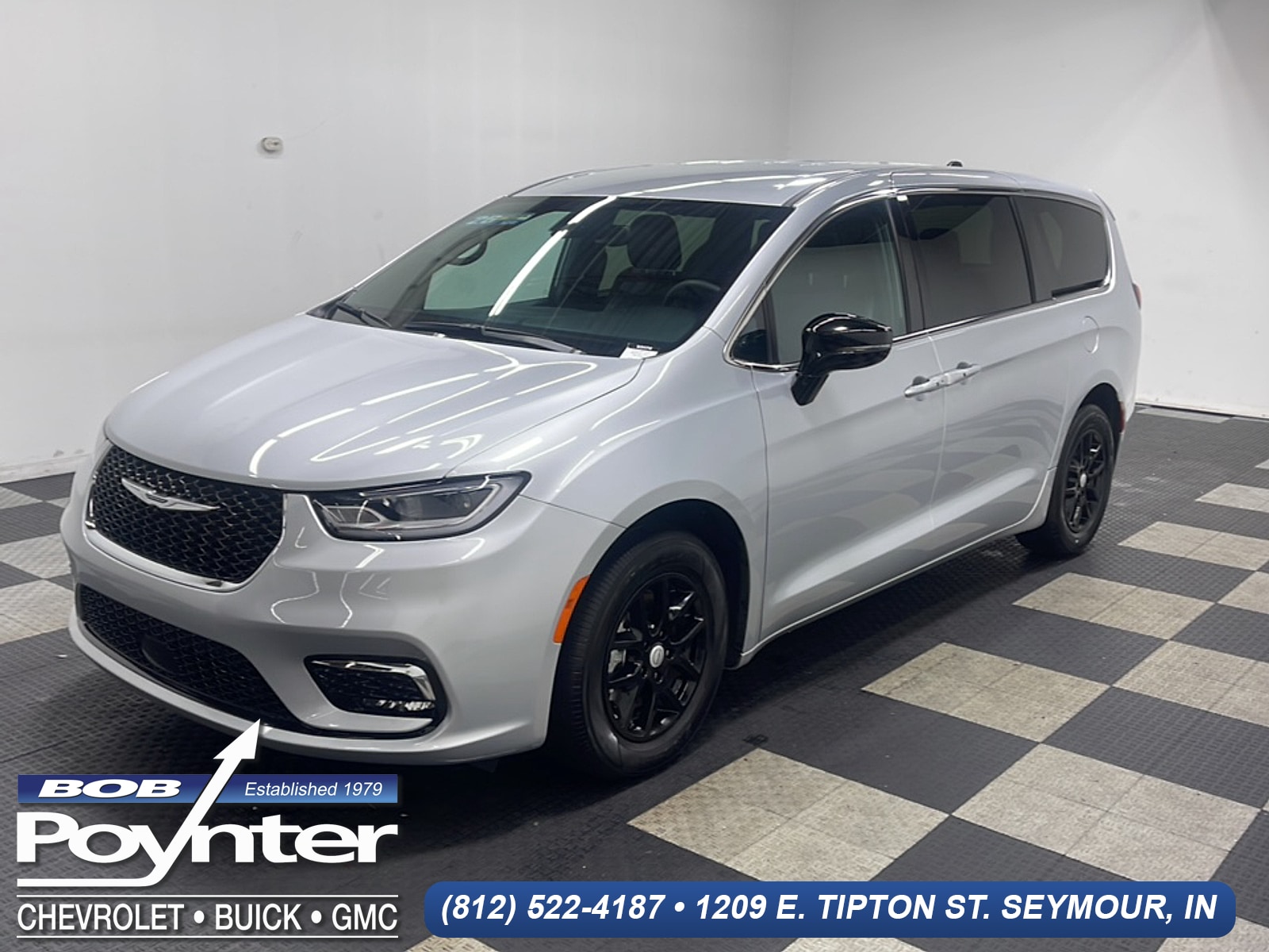 2026 Chrysler Pacifica Select