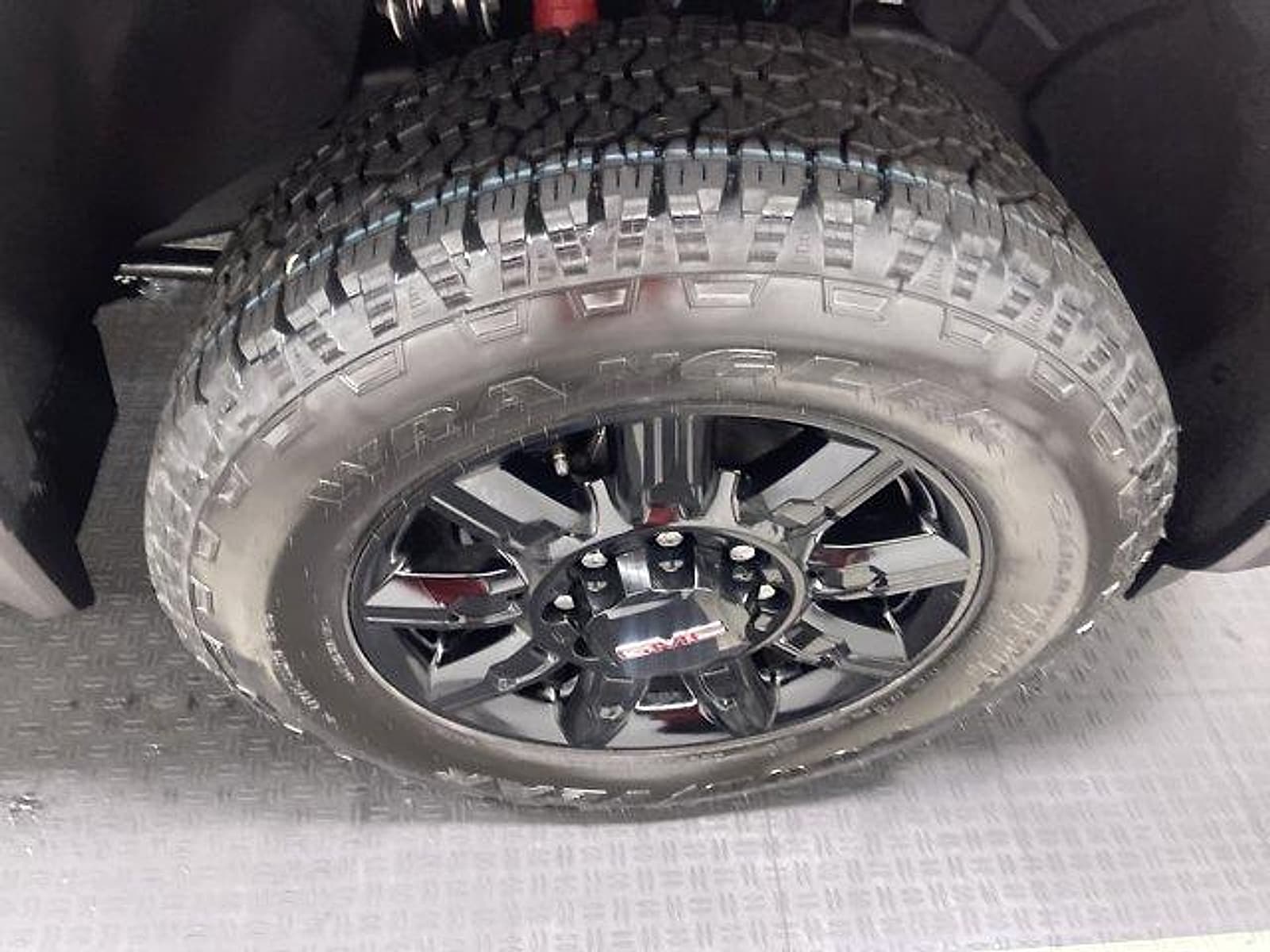 2026 GMC Sierra 2500HD AT4 - Photo 19