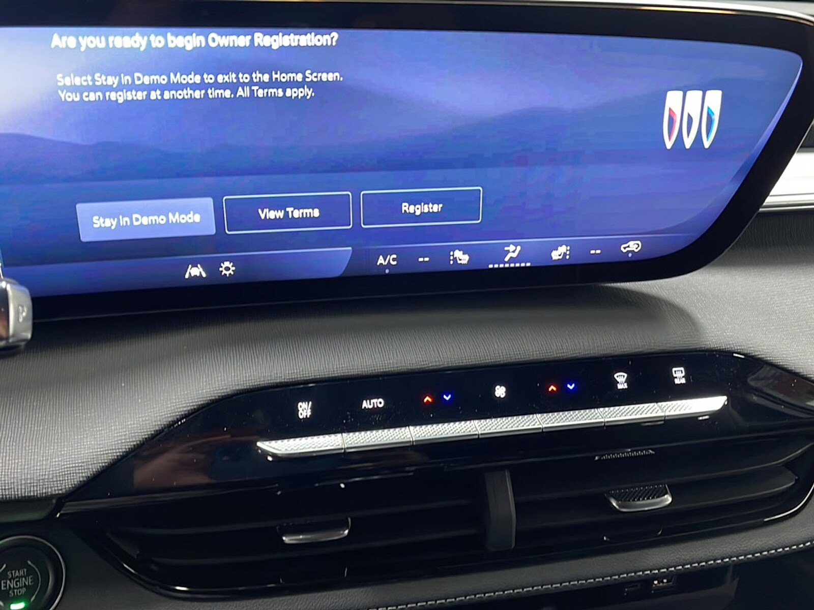 2026 Buick Enclave Preferred - Photo 9