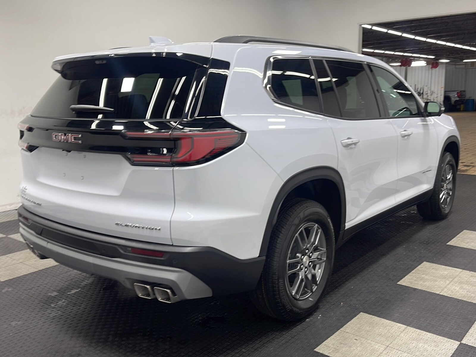 2026 GMC Acadia Elevation - Photo 19