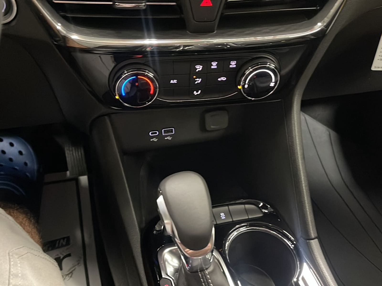 2026 Buick Encore GX Sport Touring - Photo 10
