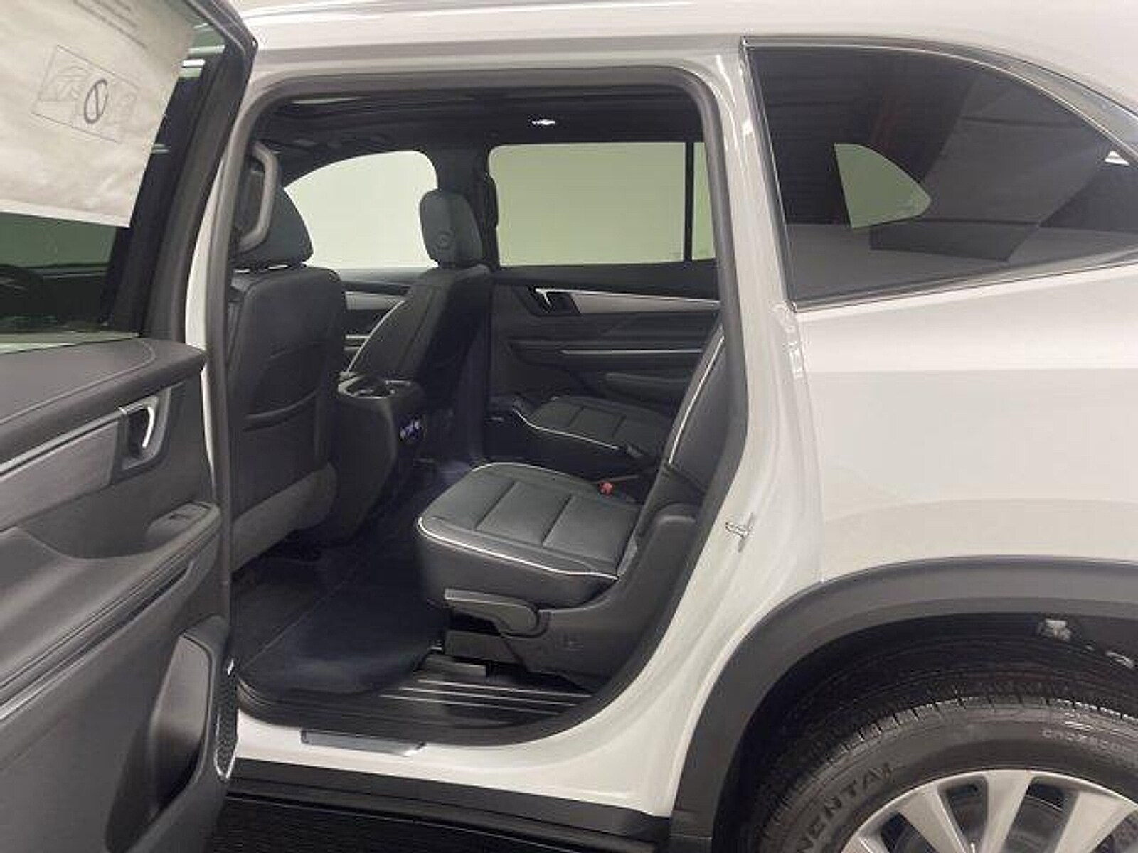 2026 Buick Enclave Preferred - Photo 10