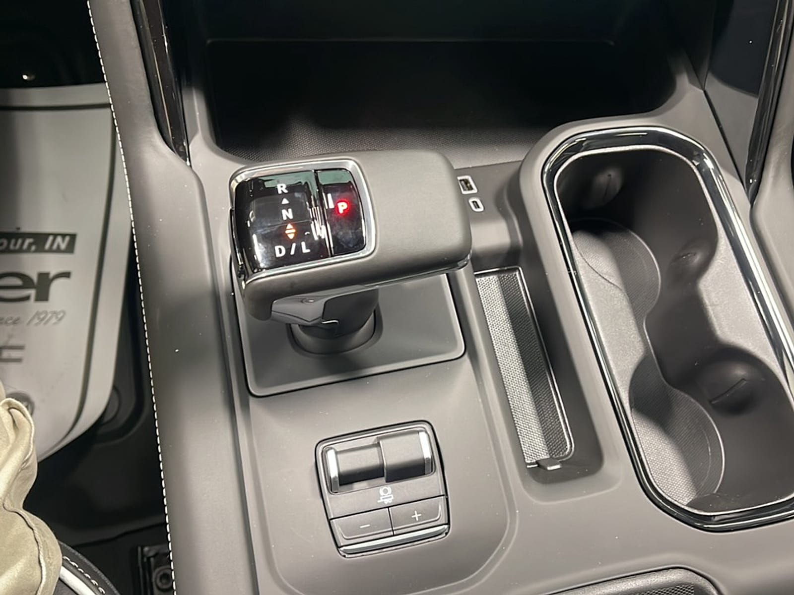 2026 GMC Sierra 1500 AT4X - Photo 12