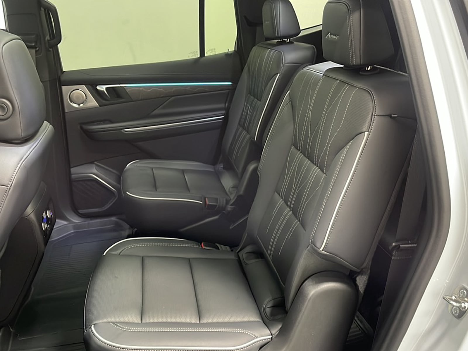 2027 Buick Enclave Avenir - Photo 16