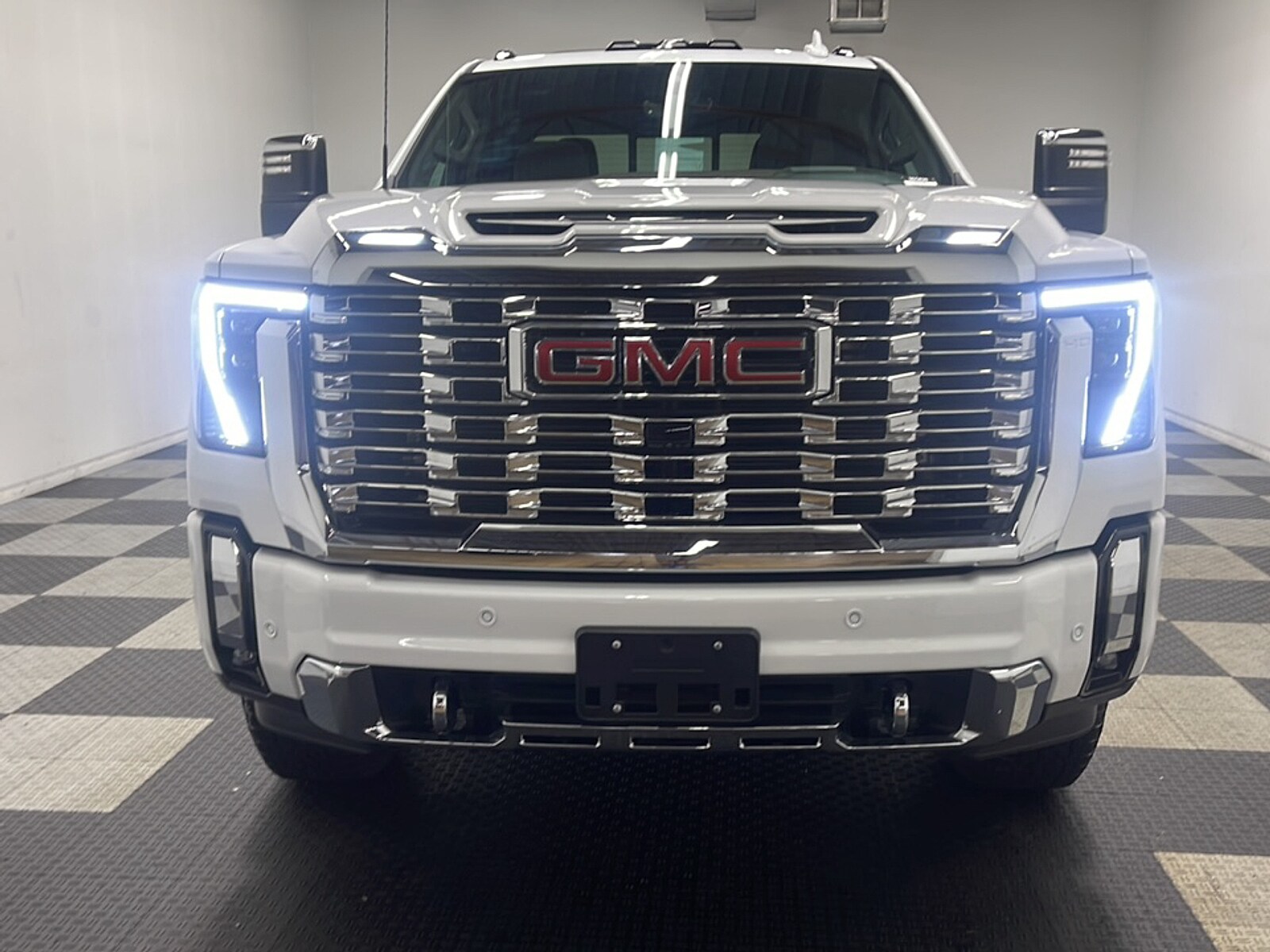 2026 GMC Sierra 2500HD Denali - Photo 25
