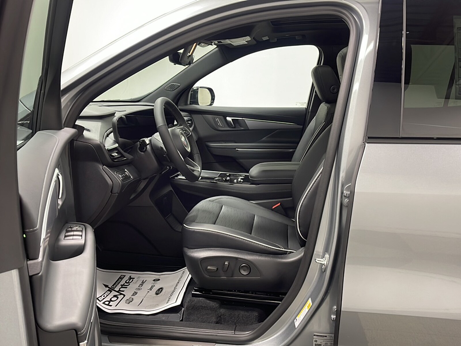 2026 Buick Enclave Sport Touring - Photo 2