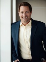 Staff member JB HACKMAN from ID_b3b673