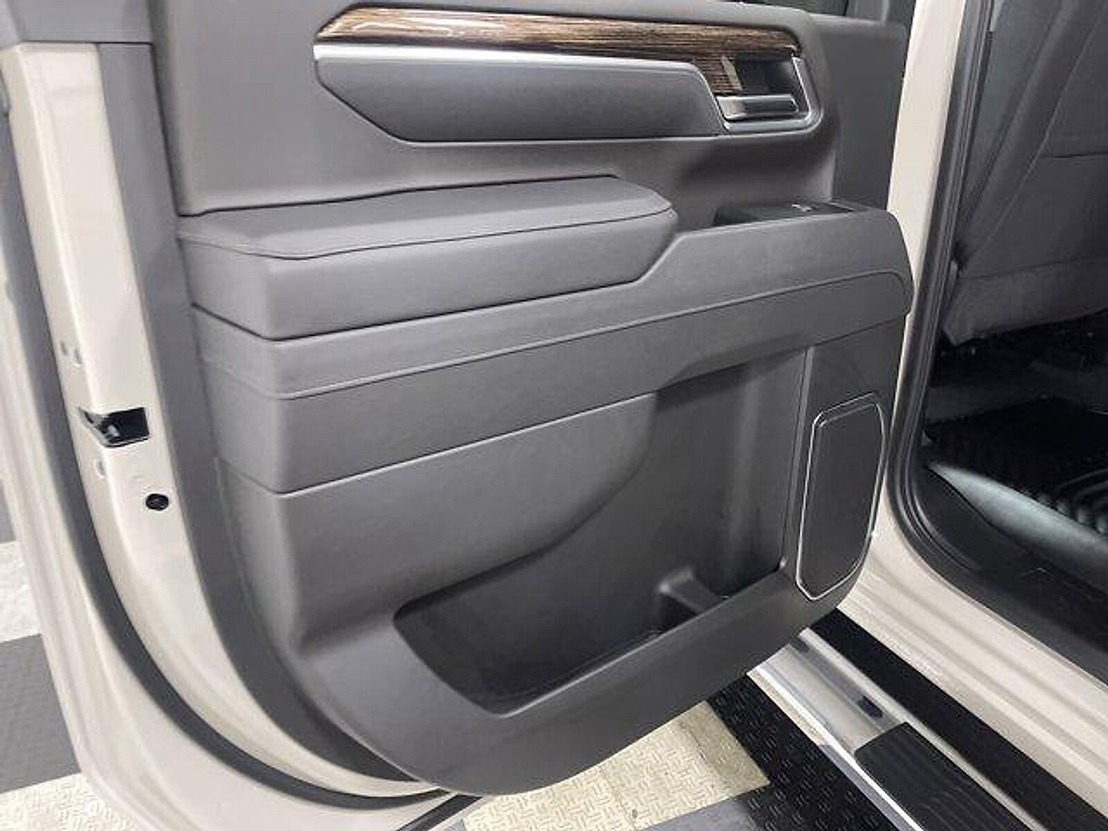 2026 GMC Sierra 2500HD SLE - Photo 11