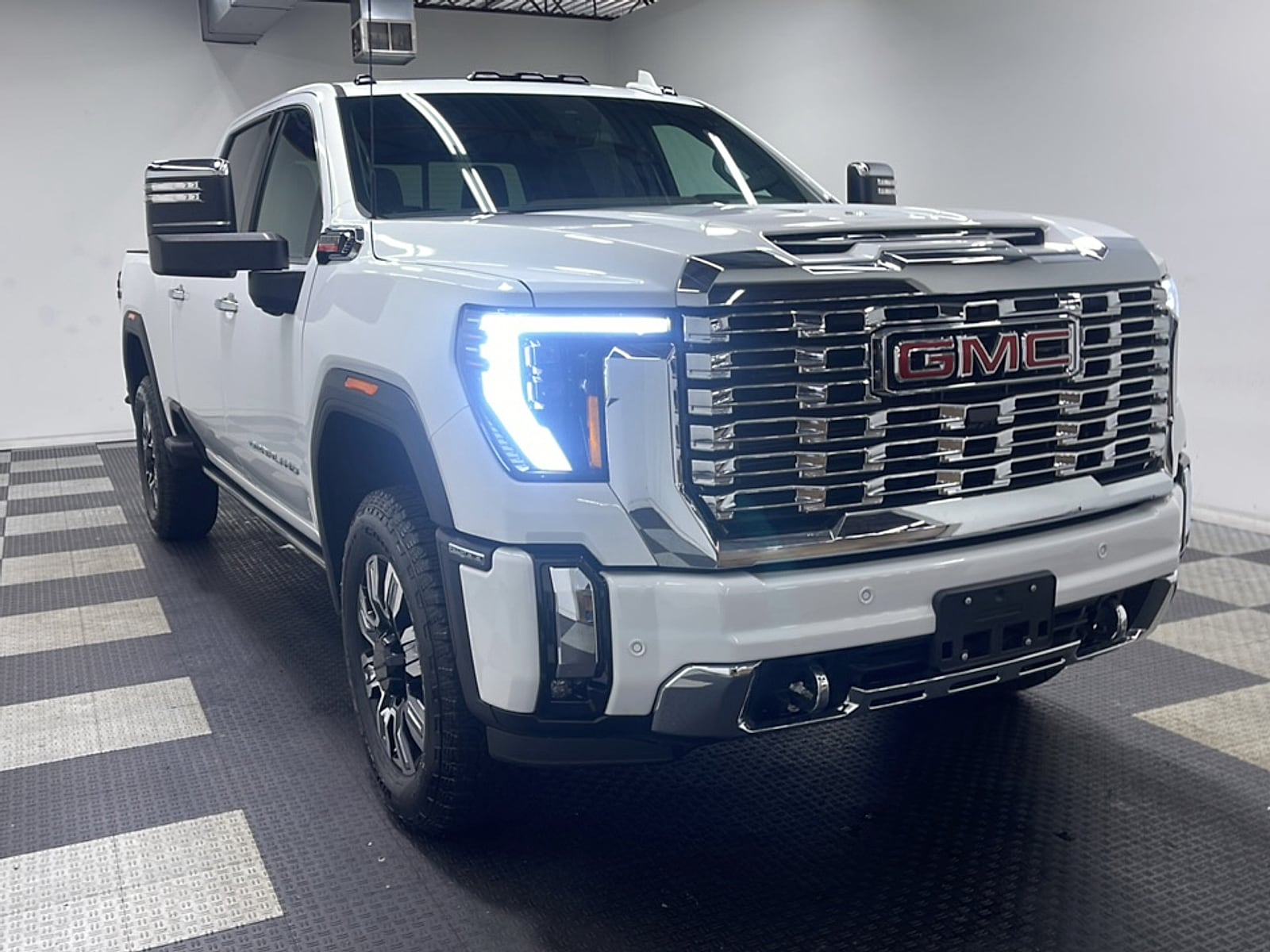 2026 GMC Sierra 2500HD Denali - Photo 24