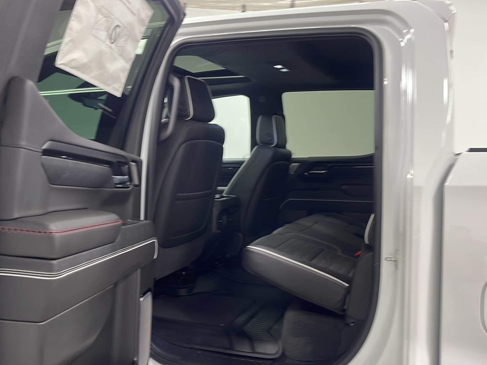 2026 GMC Sierra 1500 AT4X - Photo 16