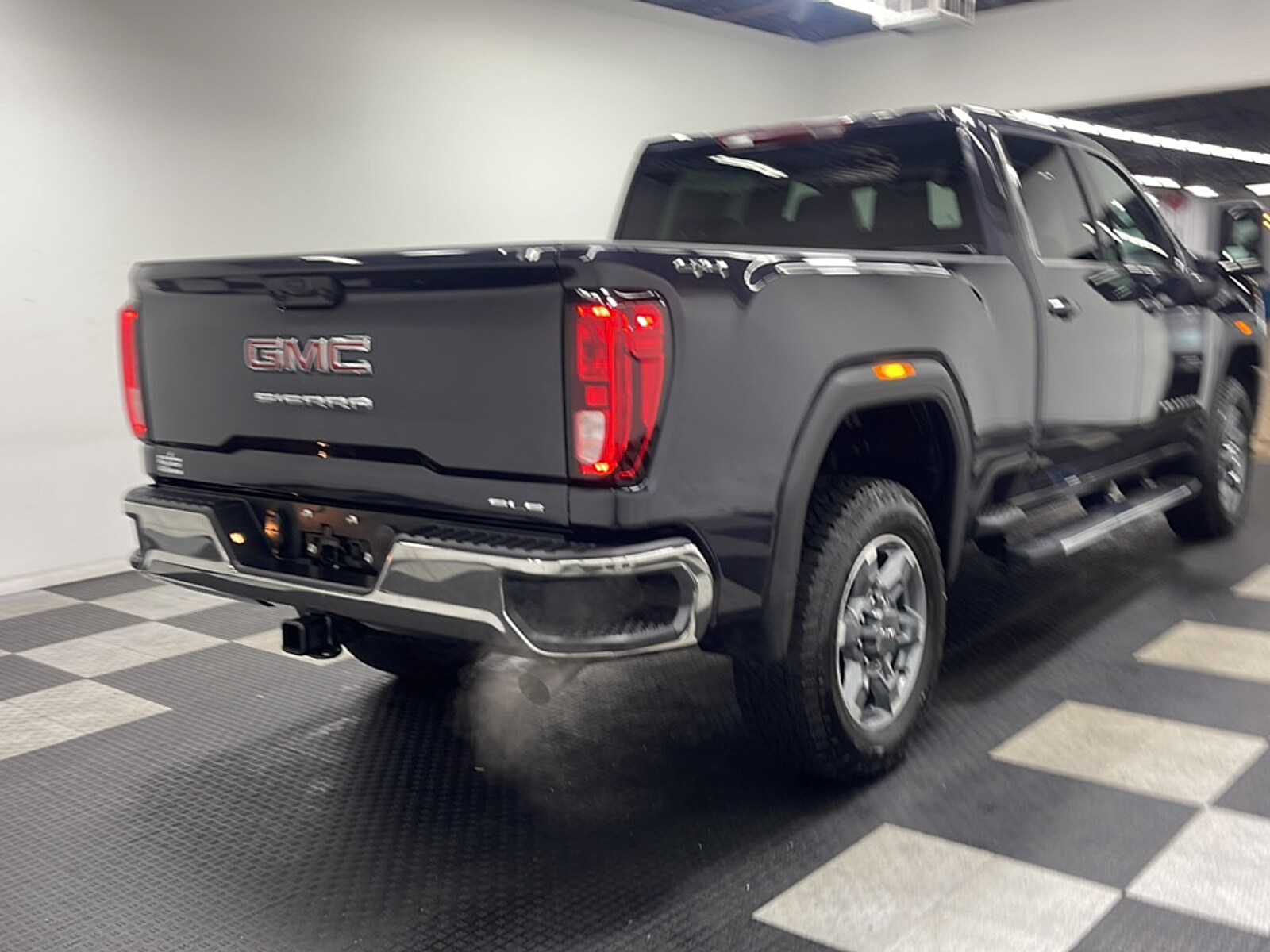 2026 GMC Sierra 2500HD SLE - Photo 17