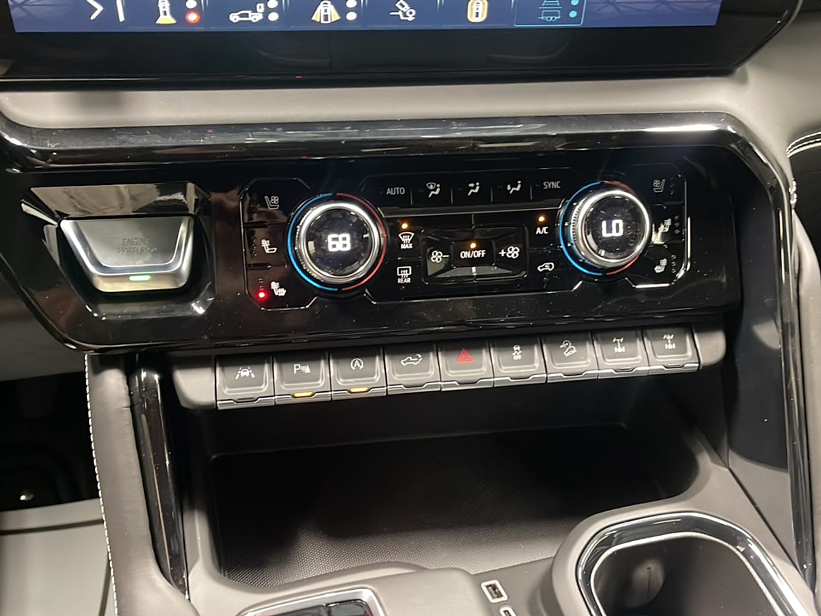 2026 GMC Sierra 1500 AT4X - Photo 11