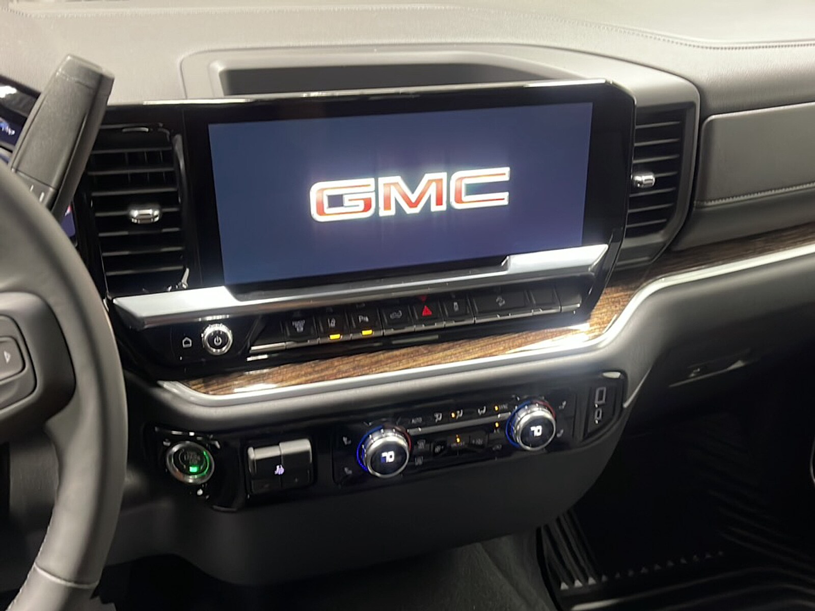 2026 GMC Sierra 2500HD SLE - Photo 21
