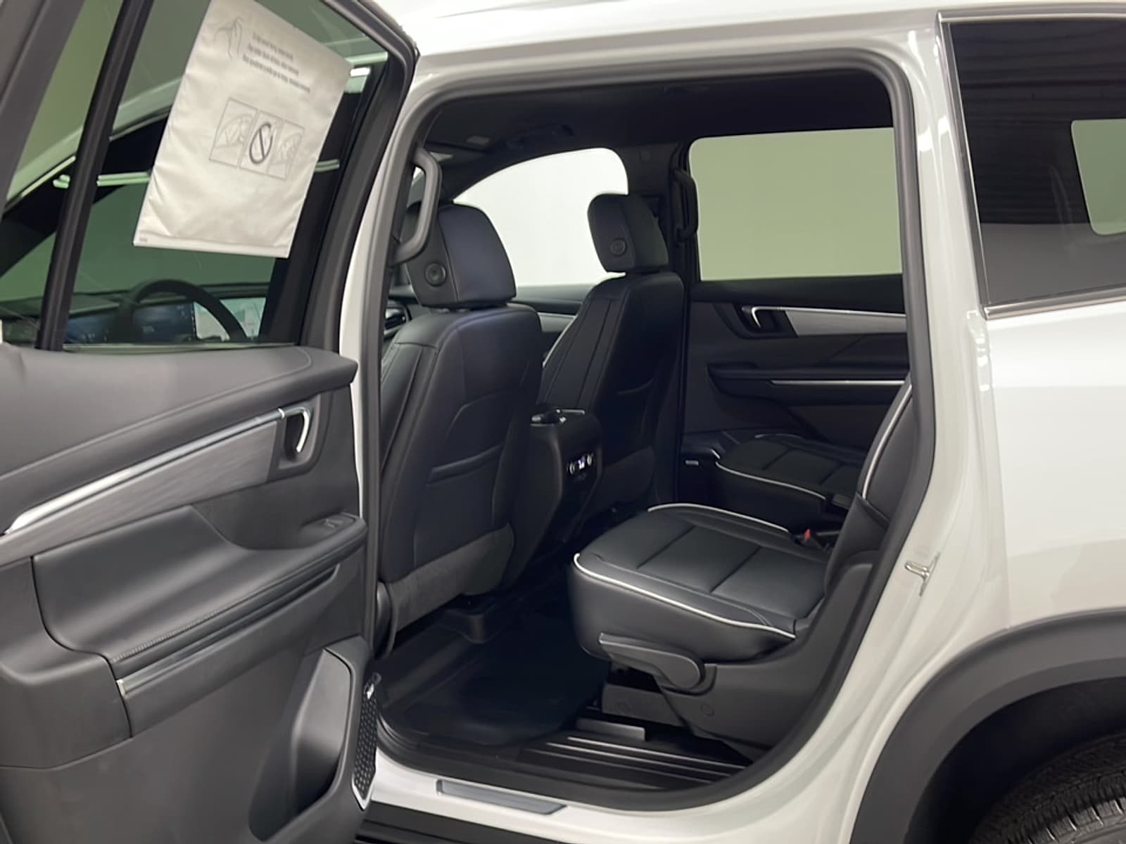 2026 Buick Enclave Preferred - Photo 15