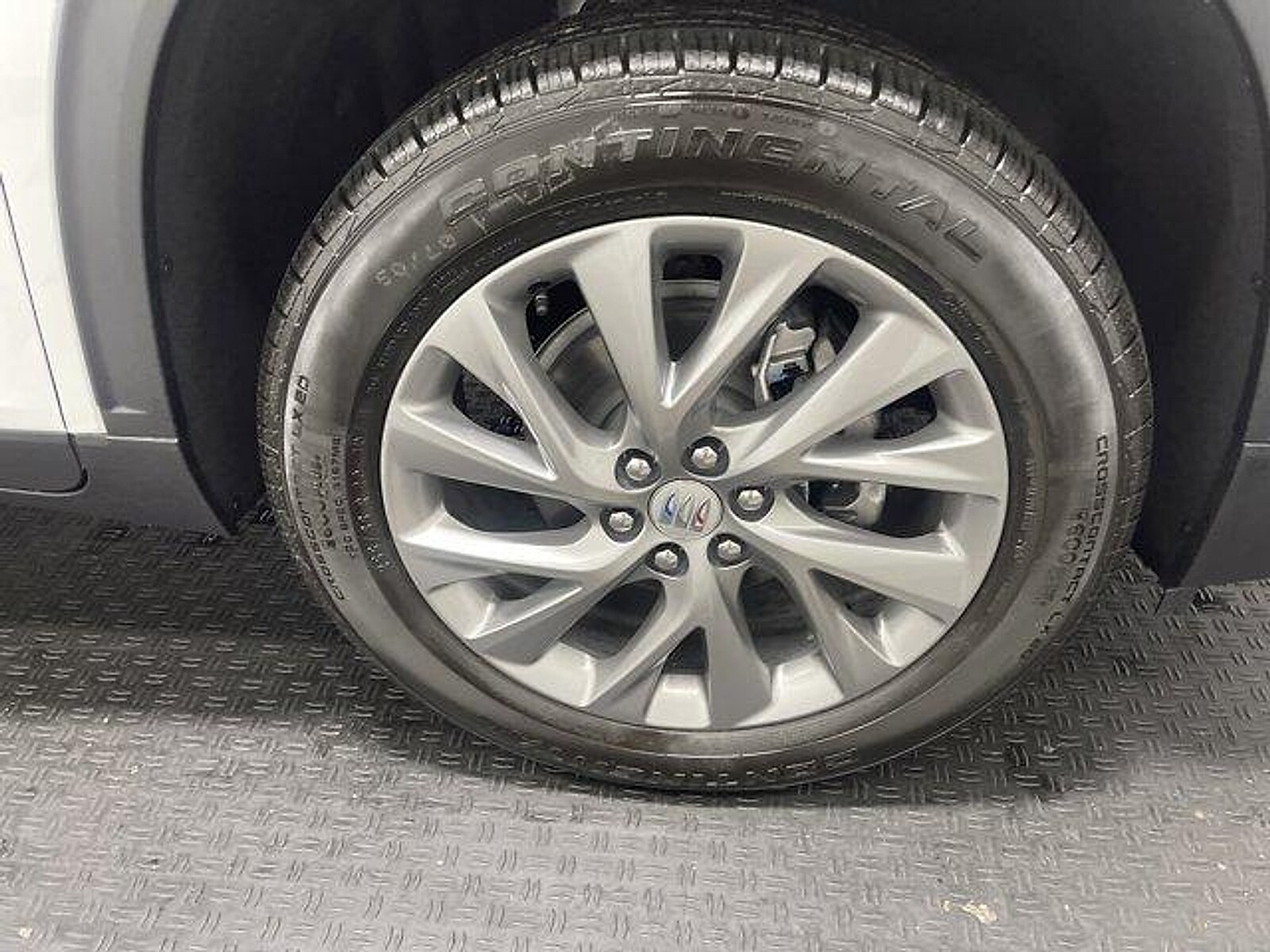 2026 Buick Enclave Preferred - Photo 21
