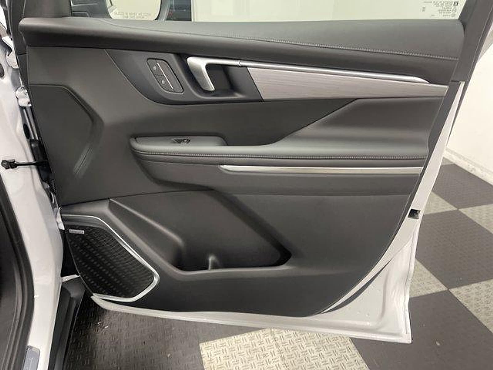 2026 Buick Enclave Preferred - Photo 18
