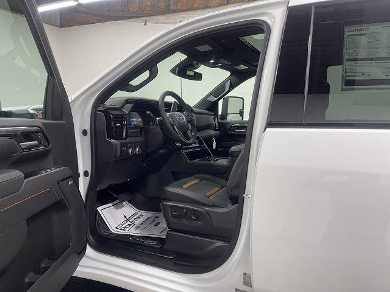 2026 GMC Sierra 2500HD AT4 - Photo 7