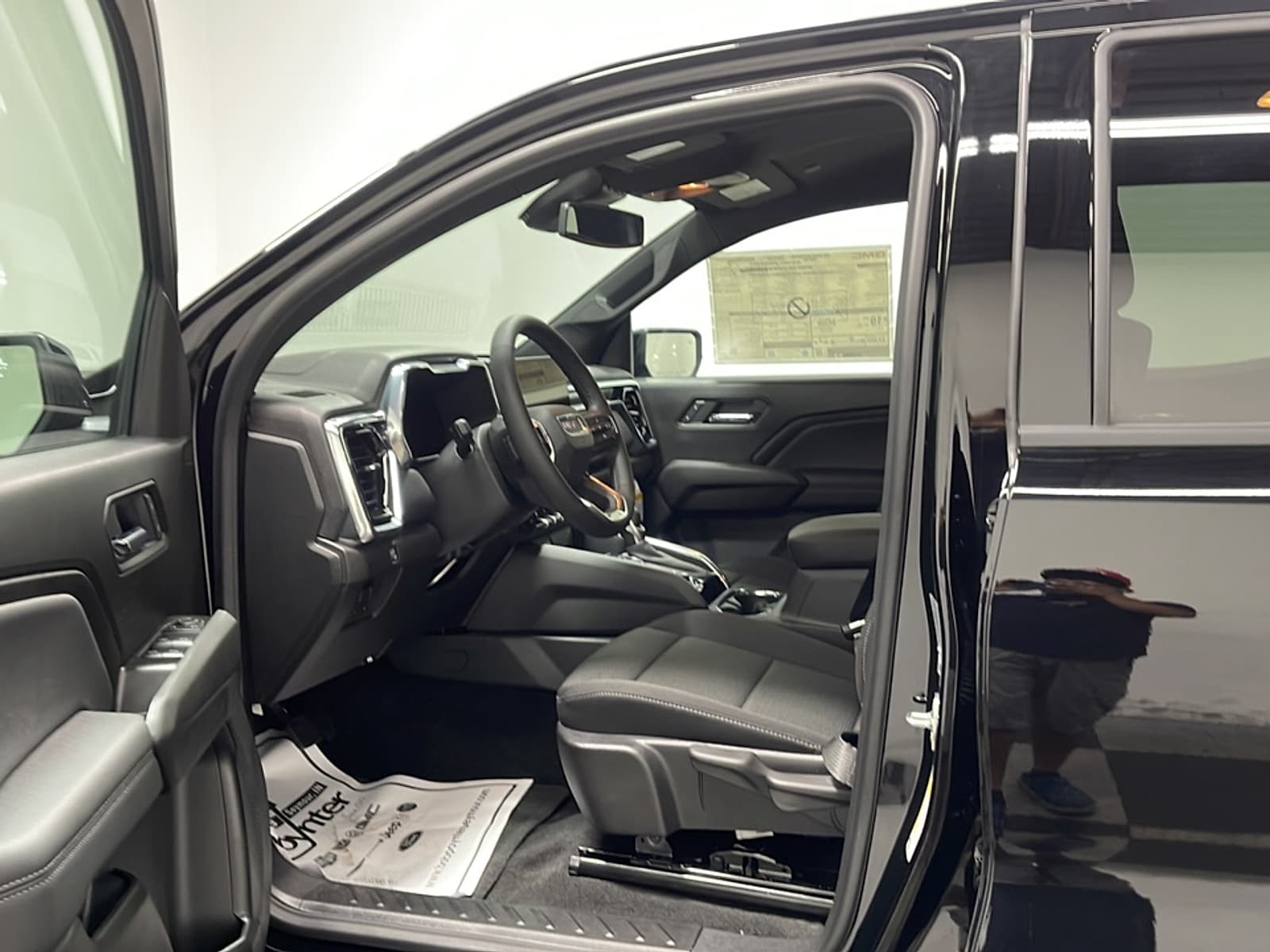 2026 GMC Canyon Elevation - Photo 2