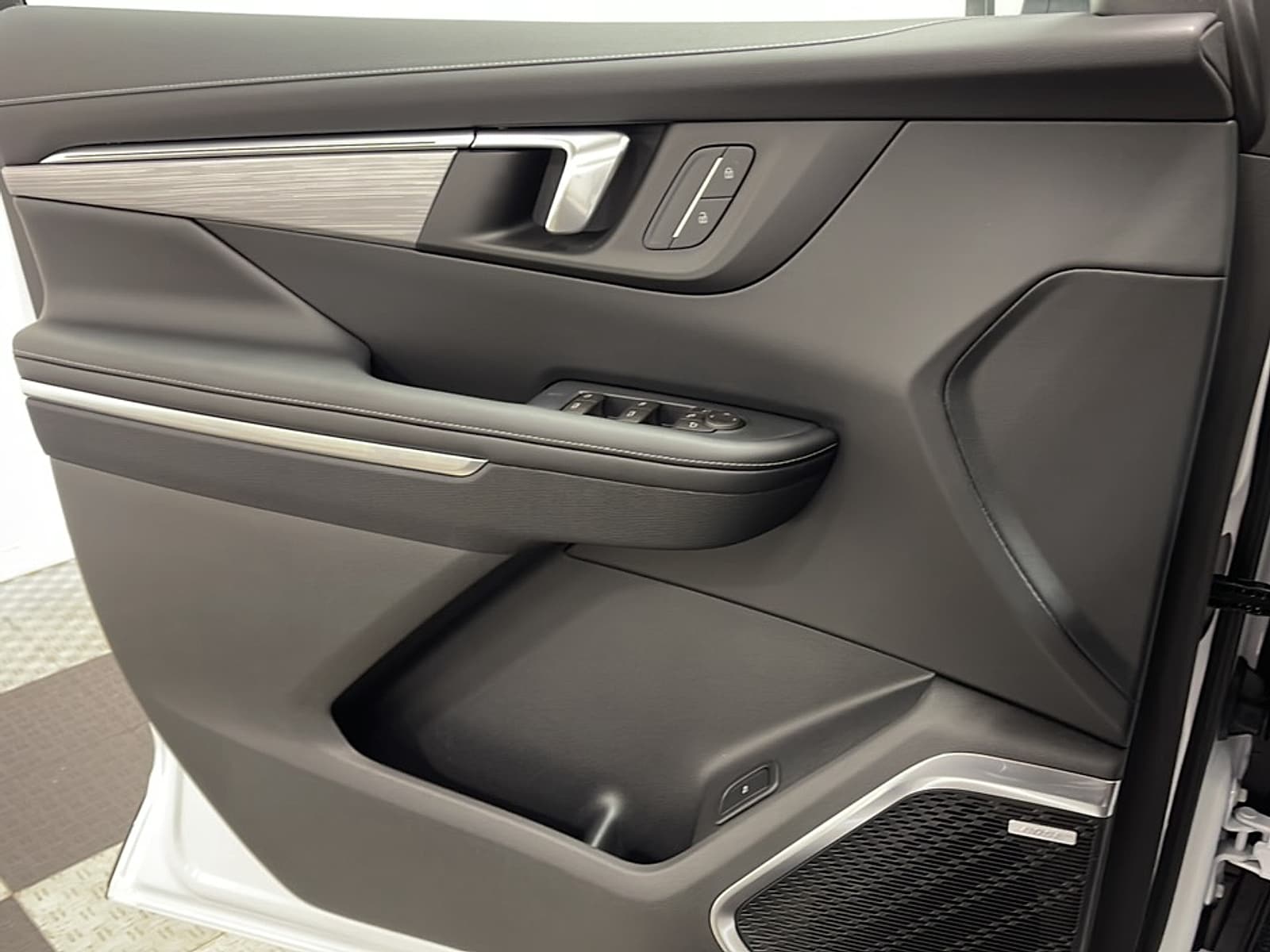 2026 Buick Enclave Preferred - Photo 13