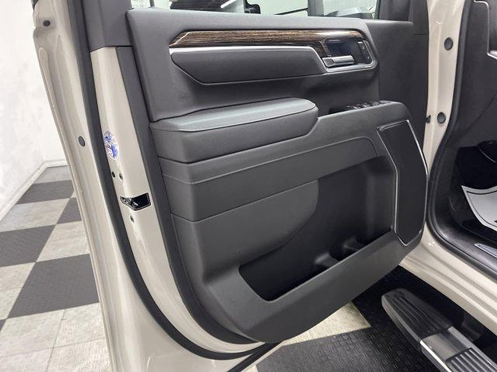 2026 GMC Sierra 2500HD SLE - Photo 8