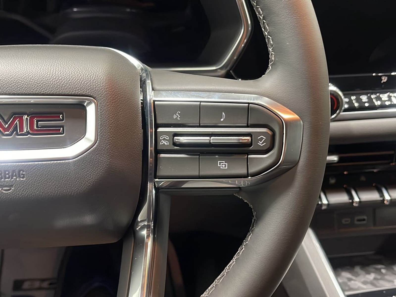 2026 GMC Canyon Elevation - Photo 7
