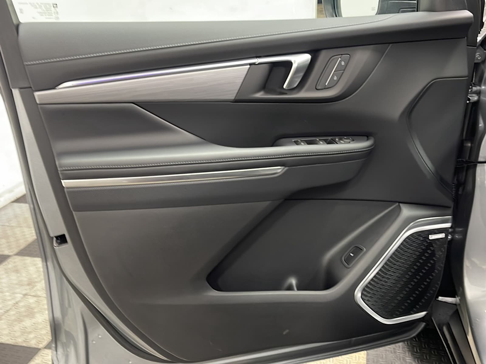 2027 Buick Enclave Preferred - Photo 13
