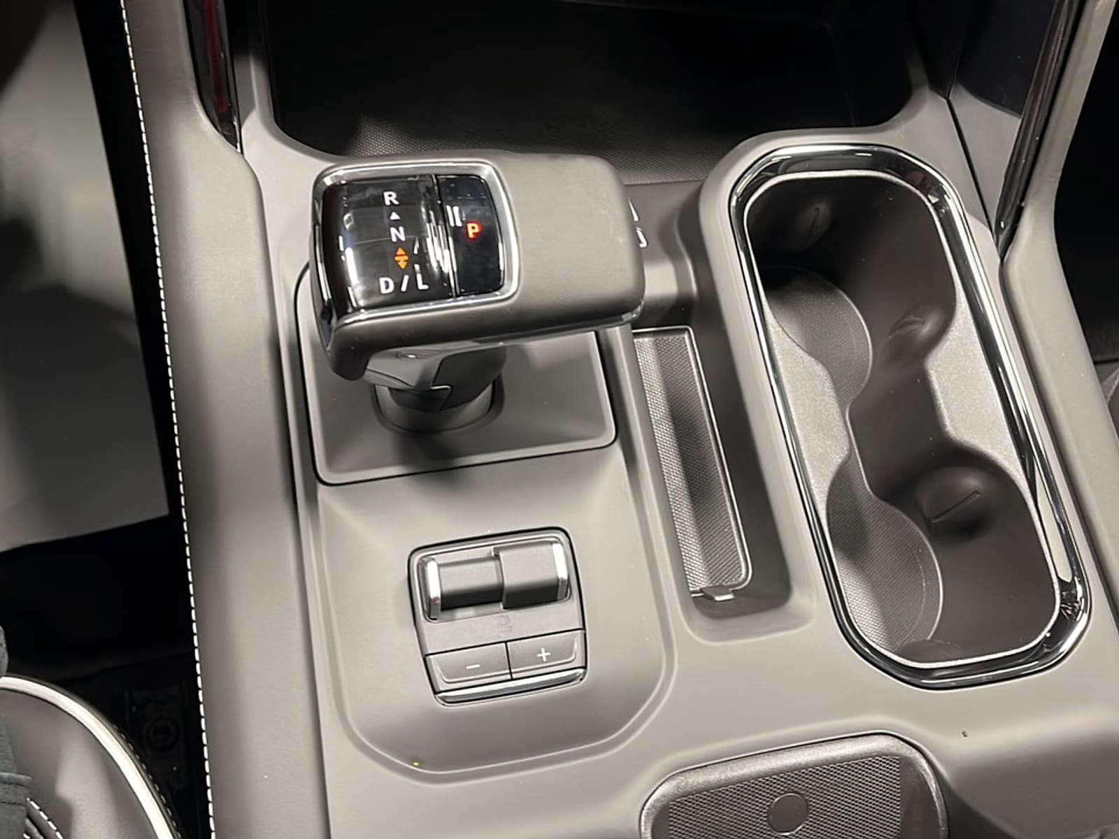 2026 GMC Sierra 1500 AT4X - Photo 12