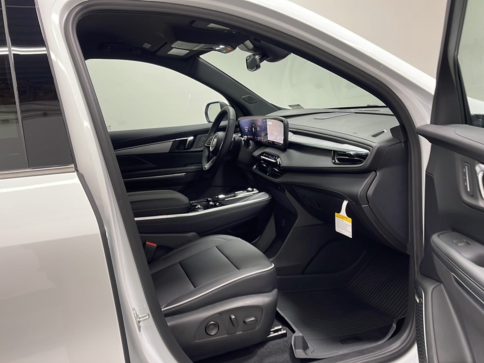 2026 Buick Enclave Preferred - Photo 22