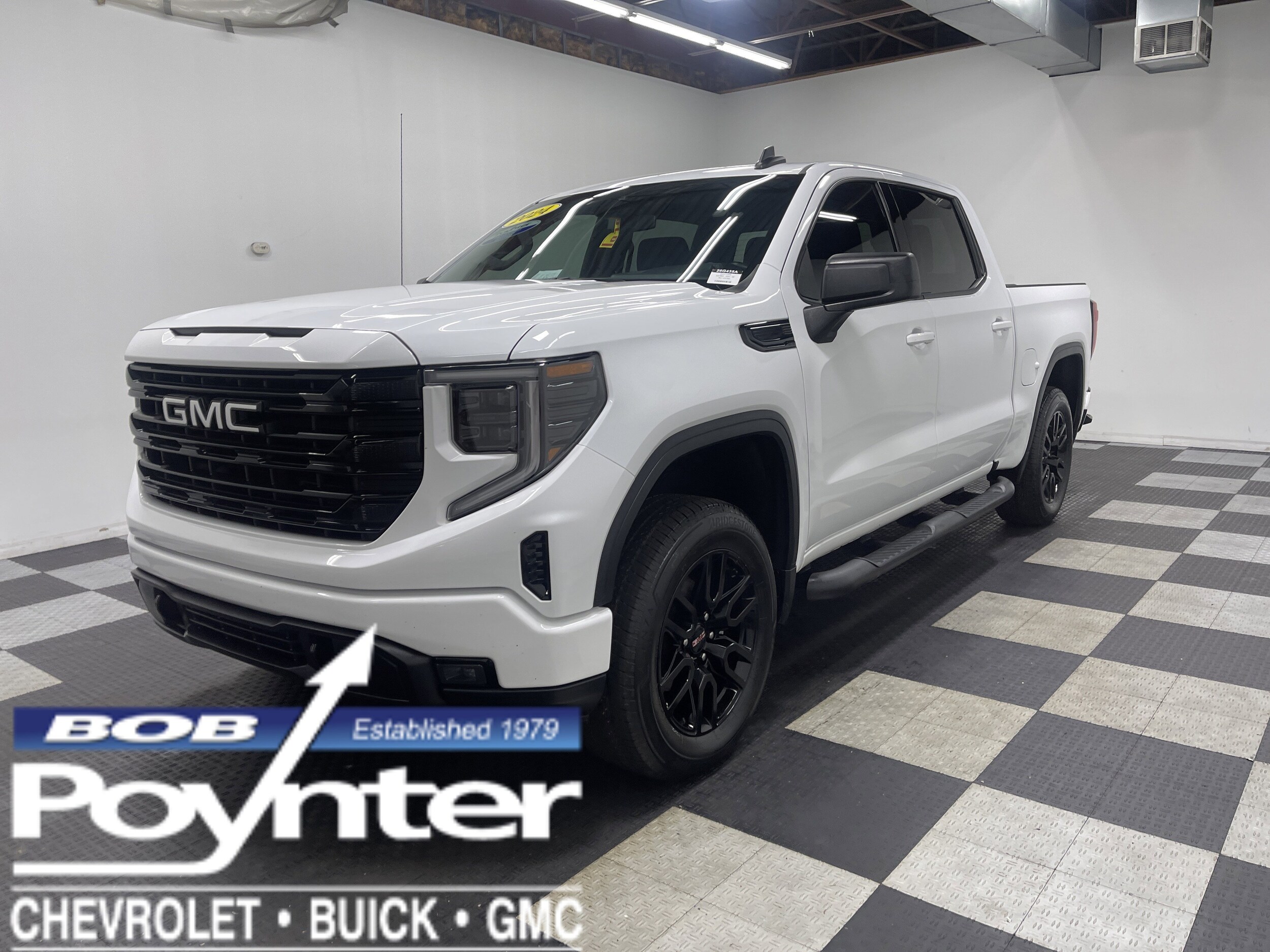 2024 GMC Sierra 1500 Elevation's photo