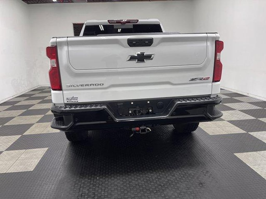Used 2025 Chevrolet Silverado 1500 ZR2 Truck Crew Cab