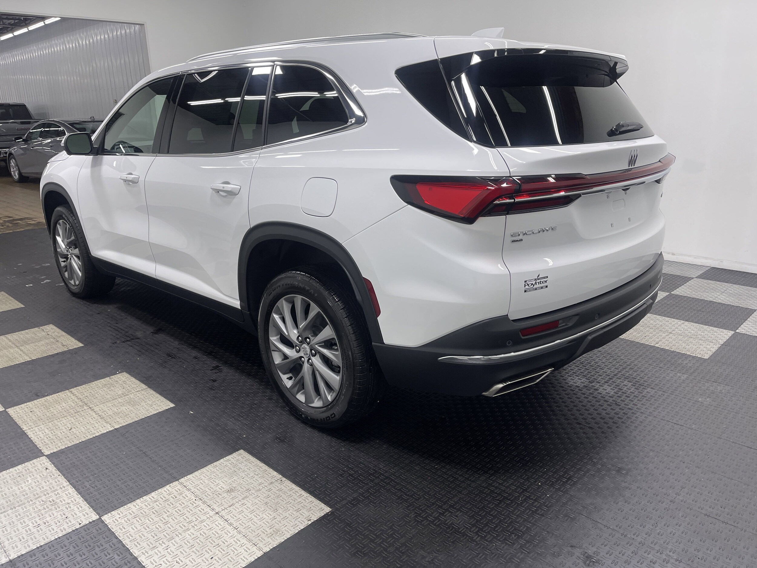 2025 Buick Enclave Preferred photo 2