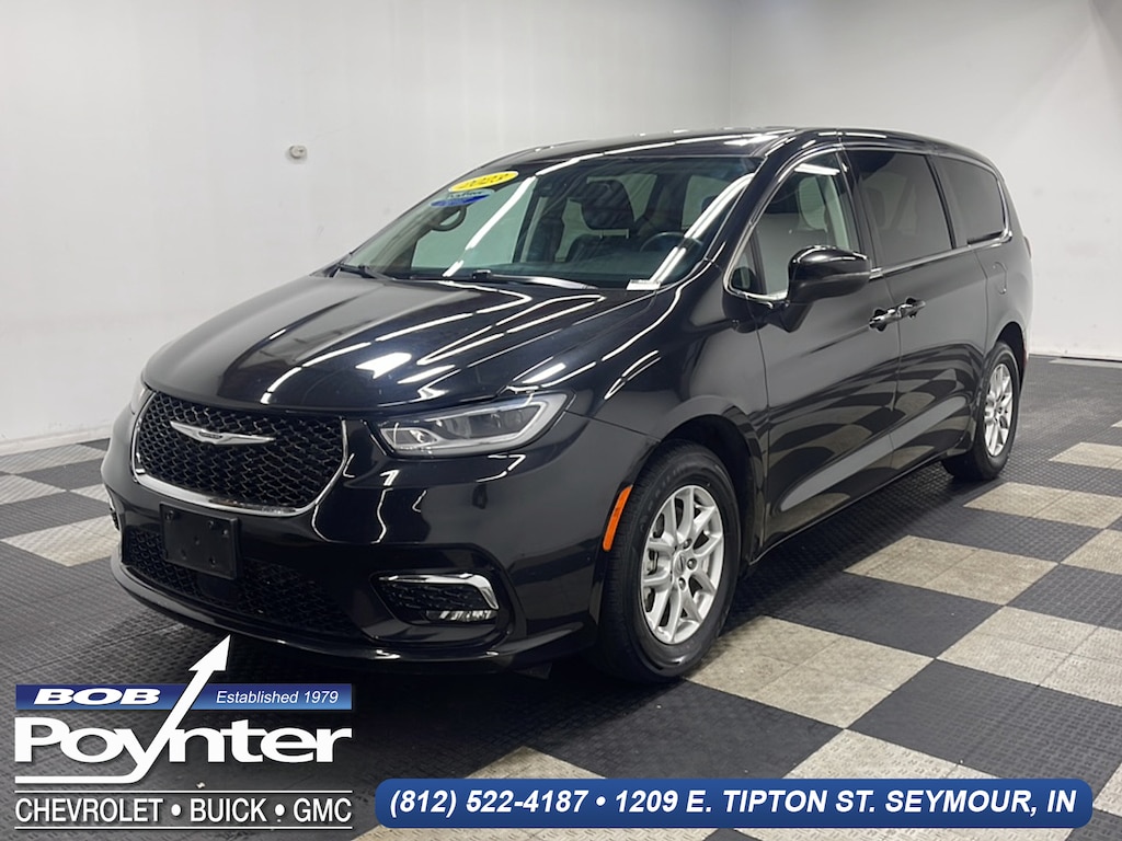 Used 2023 Chrysler