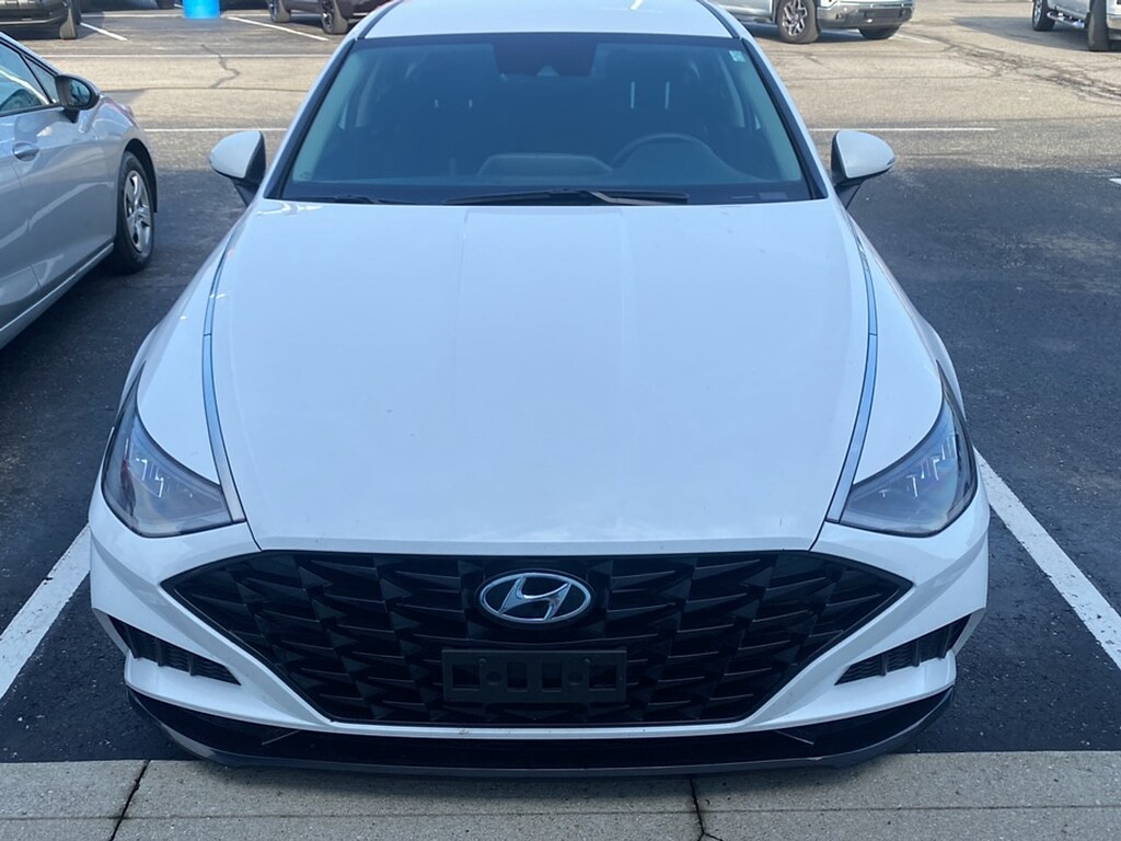 Used 2023 Hyundai Sonata SEL Sedan