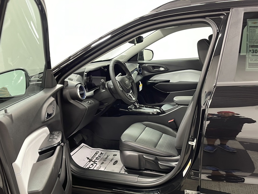 New 2026 Chevrolet Trax LT SUV